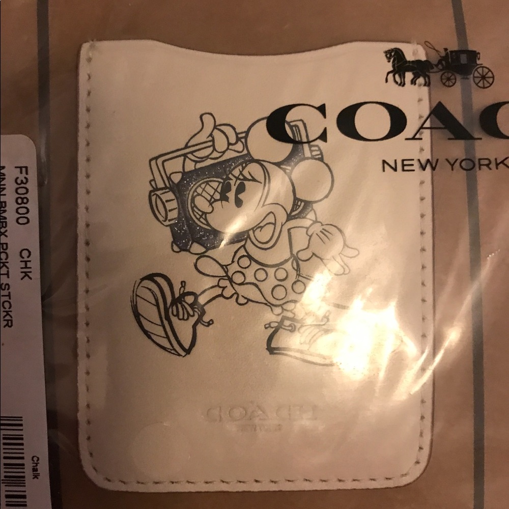 Minnie Mouse coach
